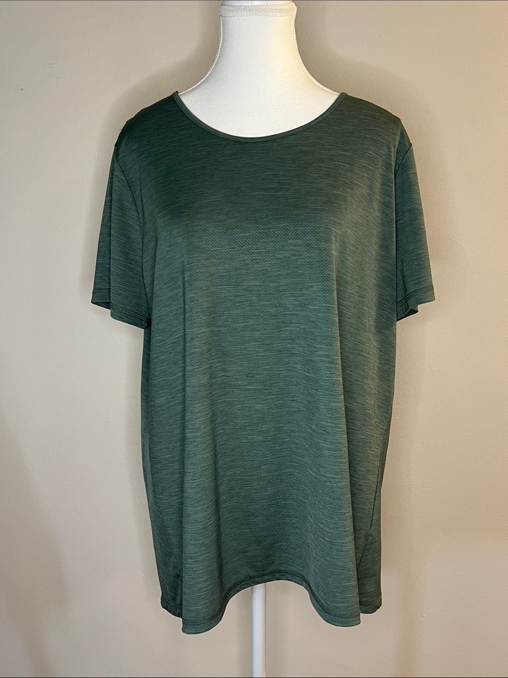 Everyday Short Sleeve Tee in Deep Green